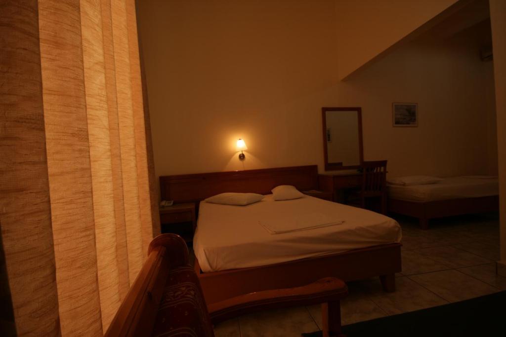 Lena Hotel Heraclión Habitación foto